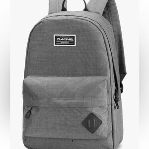Dakine Classic Gray Backpack used very good condition, no red just grey